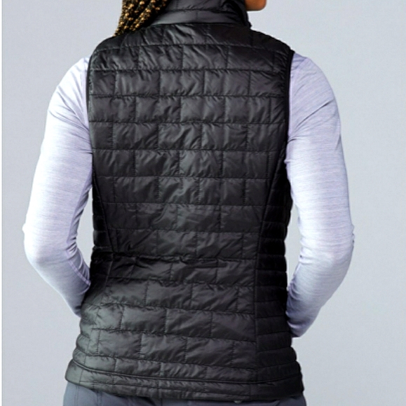 New Patagonia Nano Puff Vest - Picture 3 of 12